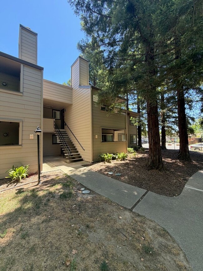 Photo - 2 Bedroom / 1 Bathroom |