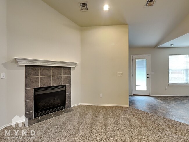 Photo - 10921 N 149th E Ave