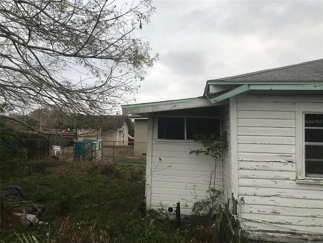 Photo - 2340 Broadway