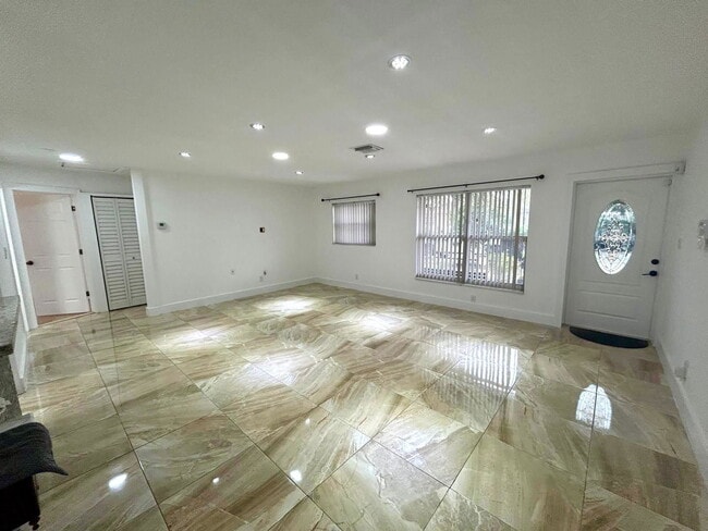 Photo - 2441 NW 13th St