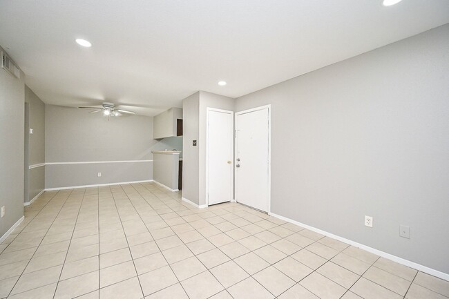 Photo - 16303 Lyons School Rd Unit 703