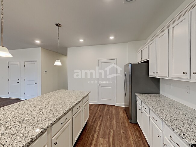 Photo - 1006 Bentley Pl