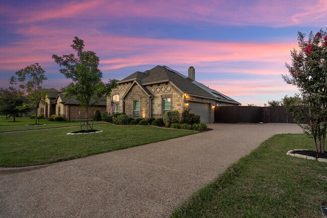 Photo - 1074 Waverly Dr