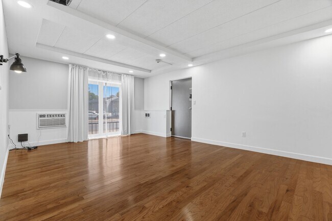 Photo - 80 High St Unit 101