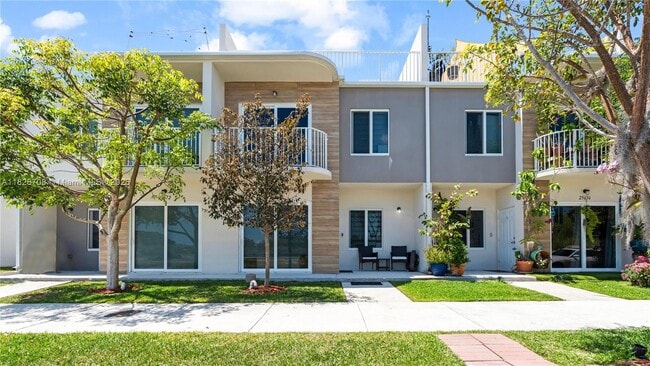 Photo - 25664 SW 143rd Path Townhome