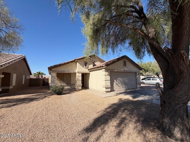 Building Photo - 2242 S 63rd Dr