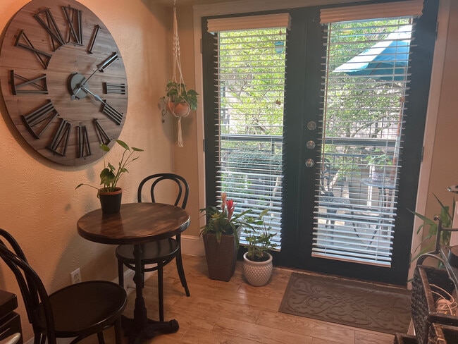 Kitchen nook - 7732 Meadow Rd Unit 211