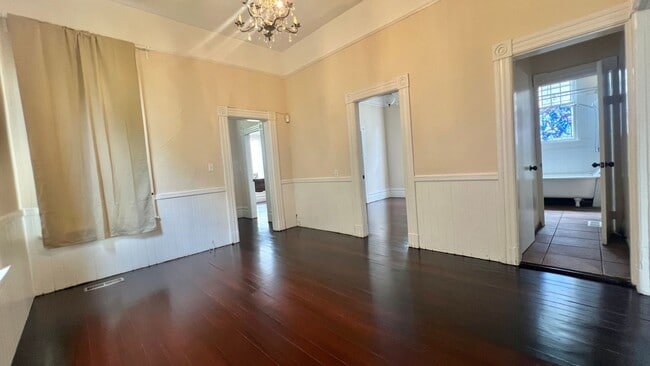 Photo - 813 Wood St