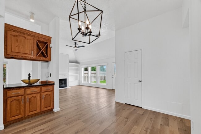 Photo - 7403 Oak Walk Dr
