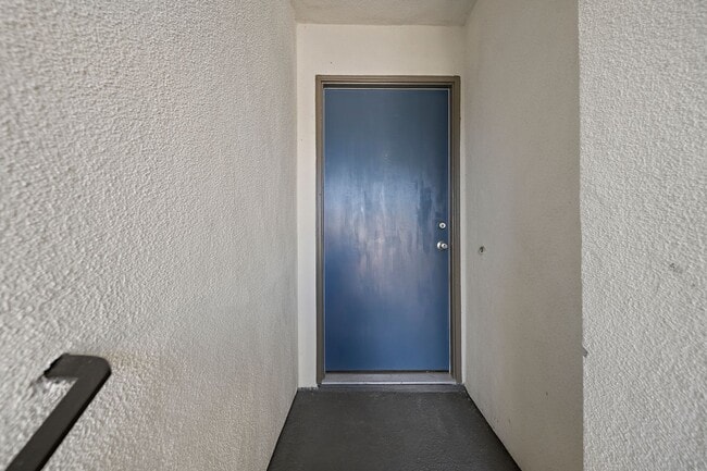 Photo - 1507 Brookvale Dr Unit 4