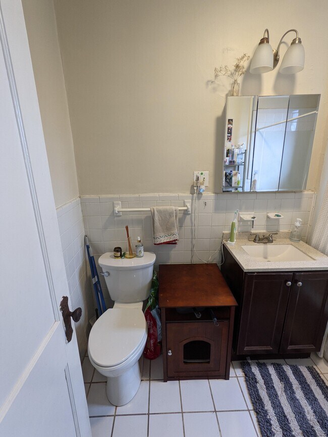 Photo - 158 Kelton St Unidad 5