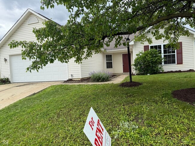 Photo - 1009 Springwater Rd House