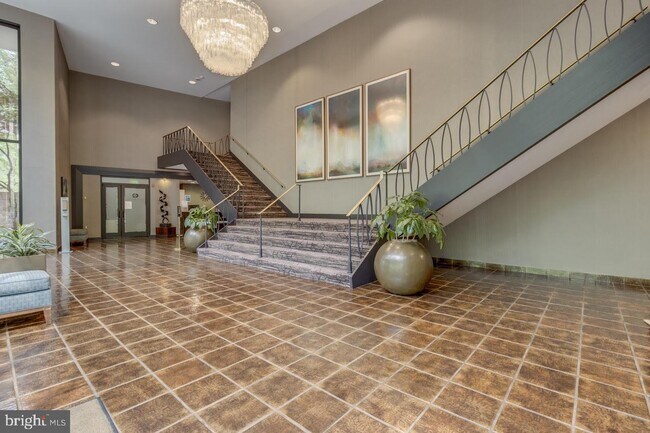 Beautiful Lobby - 9039 Sligo Creek Pky Unidad 909