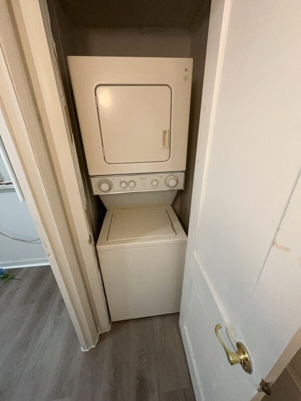 Photo - 1409 S Westmoreland Dr