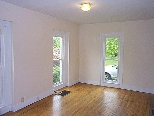 Photo - 609 Stony Point Rd