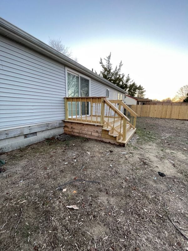 Photo - 112 E 4th St