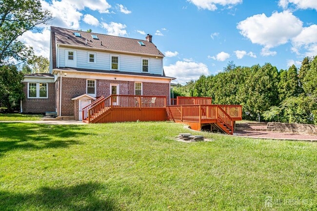 Photo - 338 Buckelew Ave