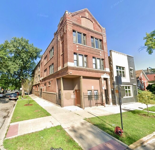 Building Photo - 3006 W 23rd St Unit 3 Rental