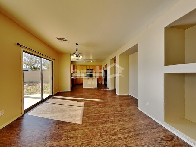 Photo - 2063 S Starling Dr