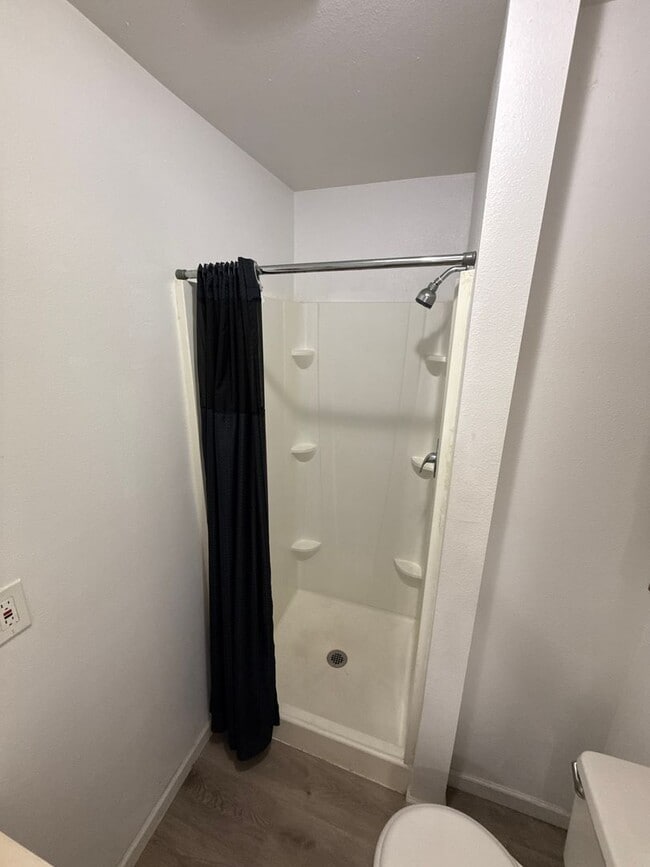 Photo - 2.2 Miles to Oregon Tech and Sky Lakes Medical Center! Newly renovated 1bdrm - APPLICATION PENDING