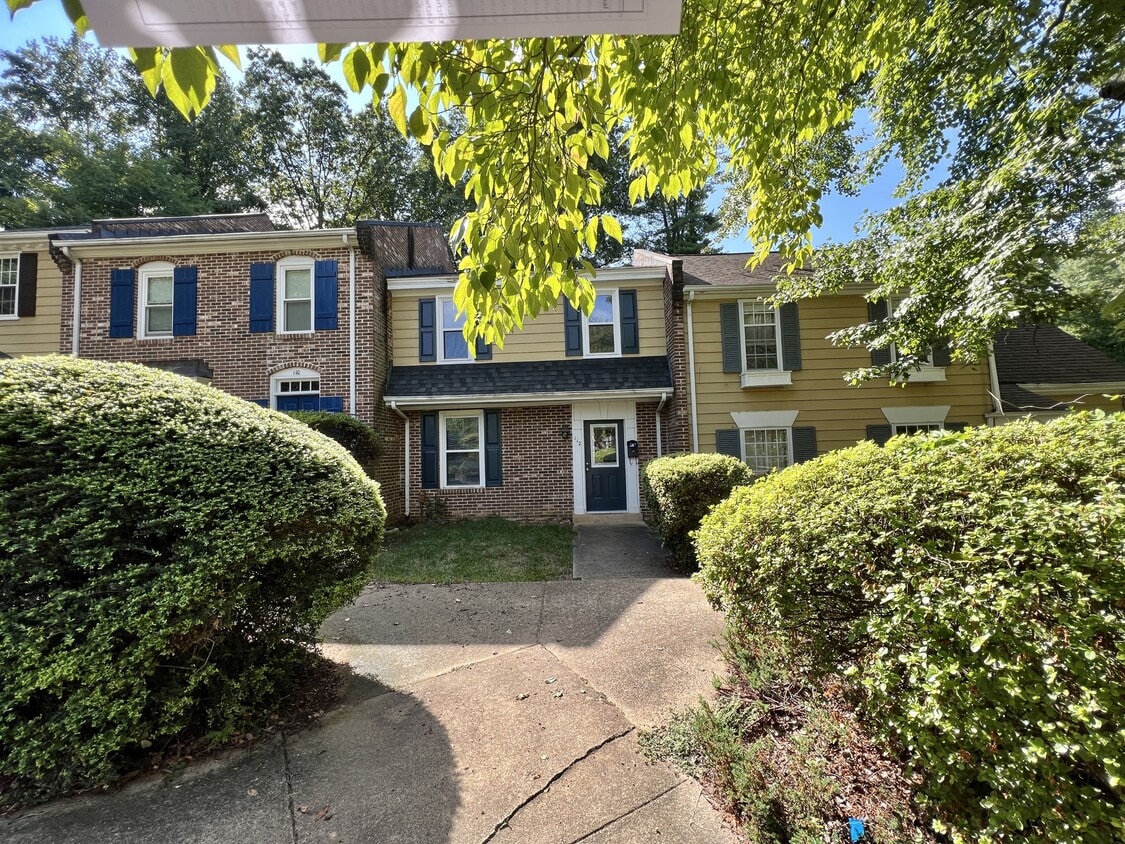 Photo - 112 Scarborough Pl (Charlottesville, VA)