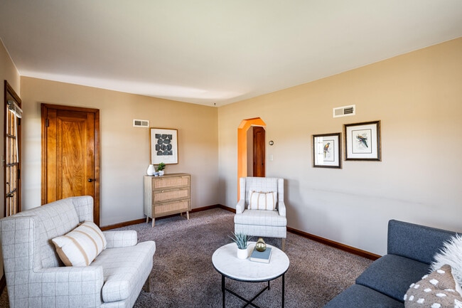 Photo - 2411 W Mill Rd