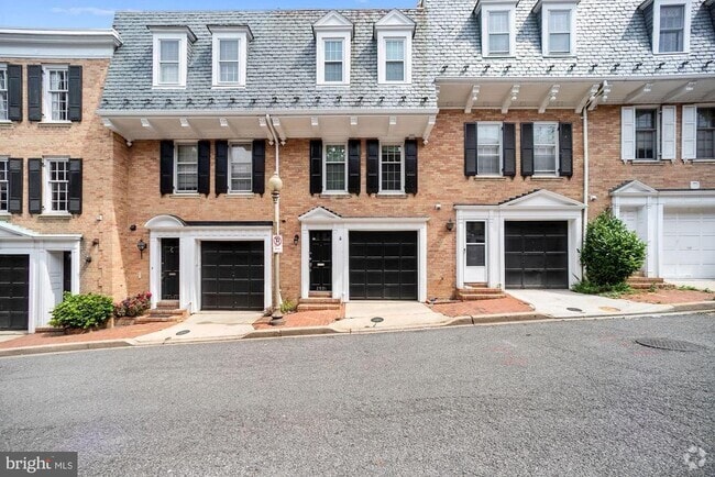 Building Photo - 2531 Queen Annes Ln NW Rental