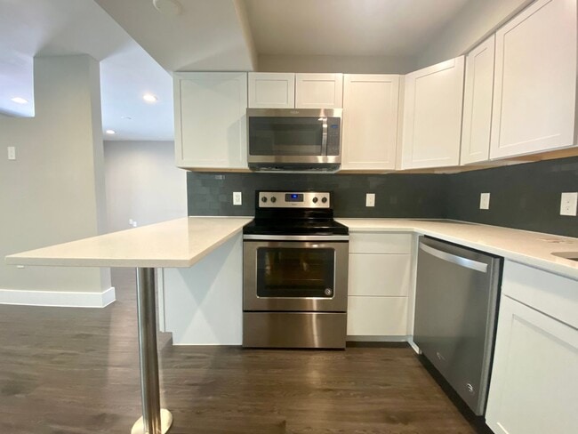 Photo - Remodel Condo - Minutes to Downtown Austin