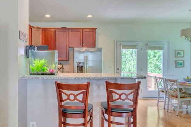 Photo - 151 Longwood Dr