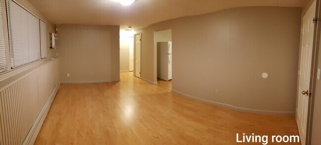 comfortable size livingroom - 87 Cheryl Ln Unit 1L