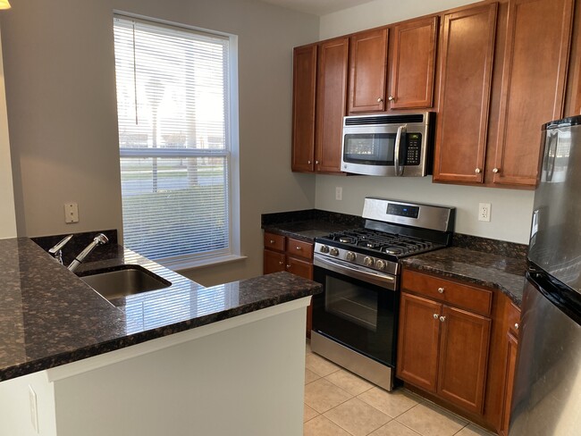 Kitchen - 2665 Prosperity Ave Unidad 136 Rental