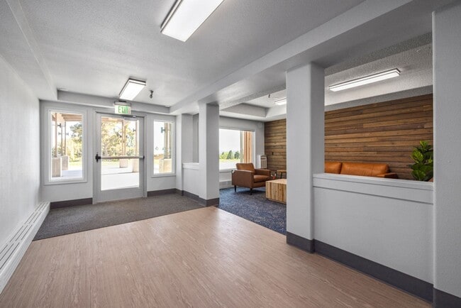 Photo - Available NOW! 1 bed 1 bath apartment