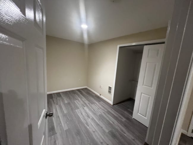 Photo - 9310 Camphor Ct Unidad Basement apartment