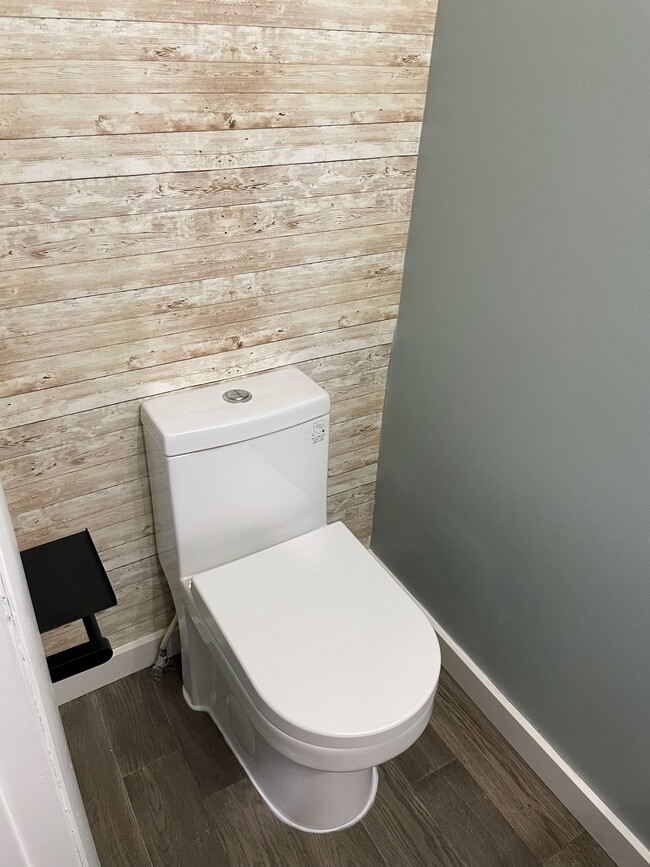 1st Floor Bathroom - 97 Lancelot Ln Unit 97 Lancelot Ln