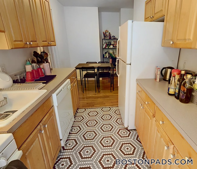 Photo - 452 Park Dr Unit 2