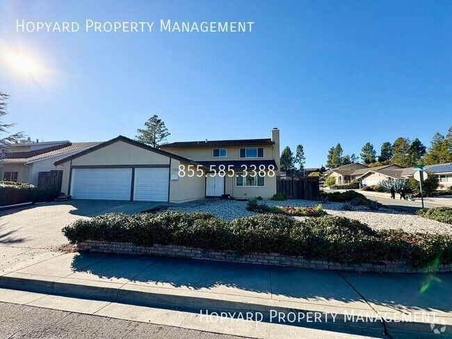 Building Photo - 4 Bedroom Gem in Hayward Hills Rental