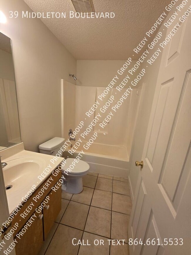 Photo - 39 Middleton Blvd