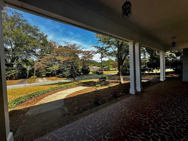 Photo - 2626 Monticello Dr