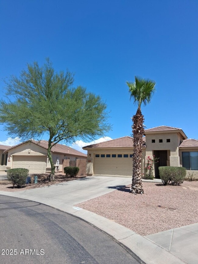 Building Photo - 35497 N Shorthorn Trail Rental