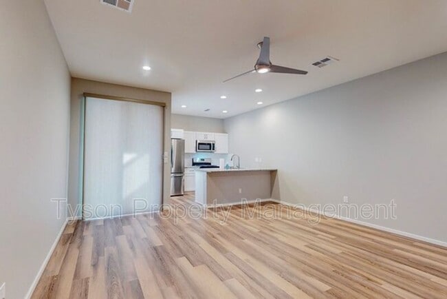 Photo - 4571 Villa Loma Ln NE