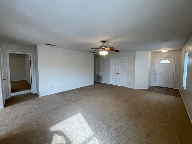 Photo - 6600 Taree Loop