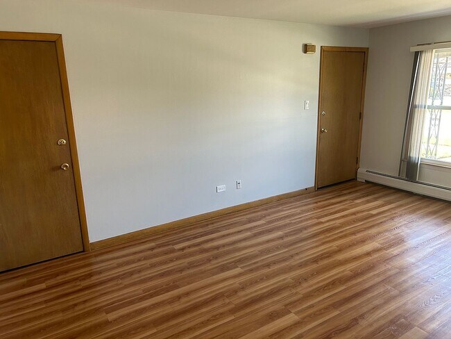 Photo - 1431 E 156th St Unidad 1E