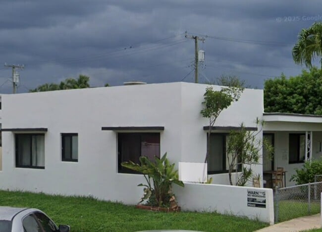 Building Photo - 650 83rd St Unit Front