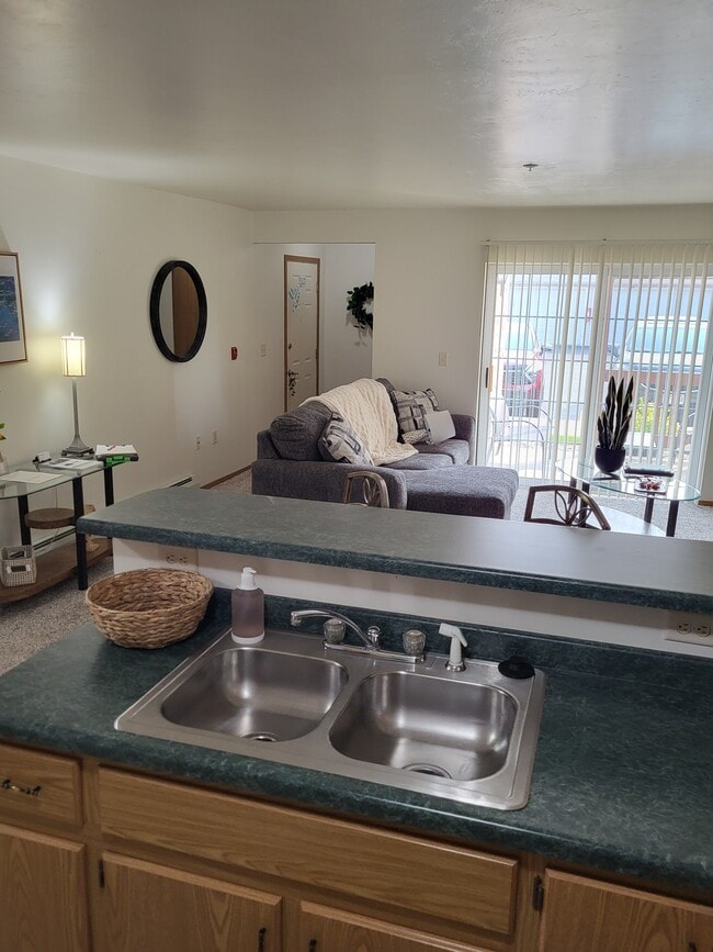 Glory Lane Apartments
