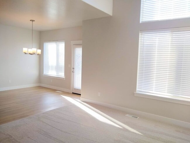 Photo - BLUFFDALE TOWNHOME FOR RENT!!!