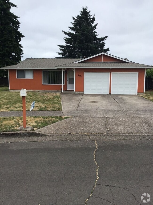 Building Photo - Large 2 bed 1 Bath Rental