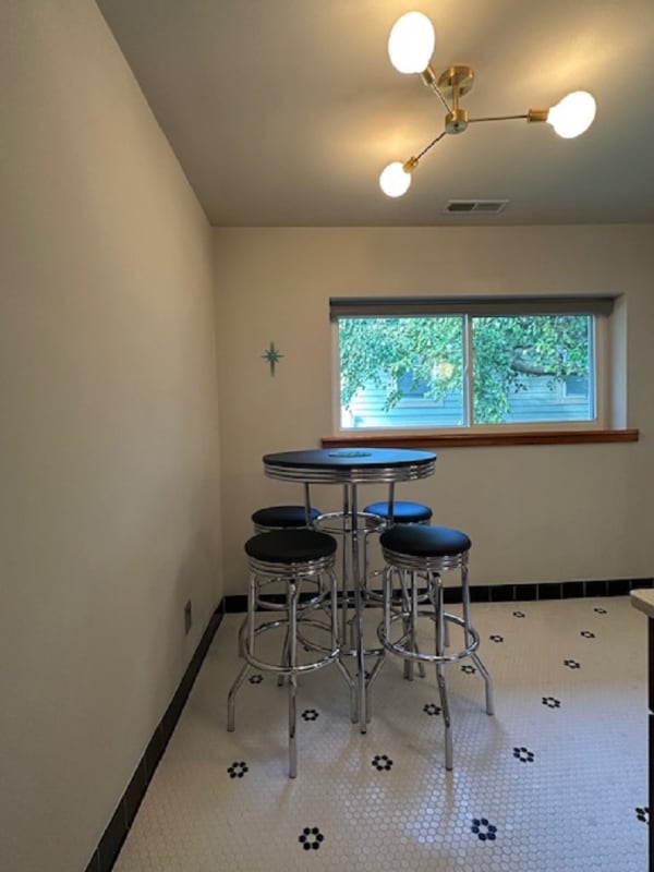 Photo - 415 N Dunn St Unit 3