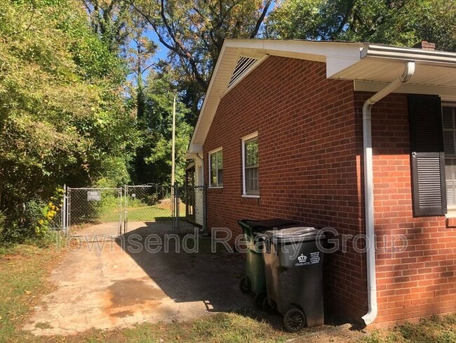 Photo - 2133 Jennie Linn Dr