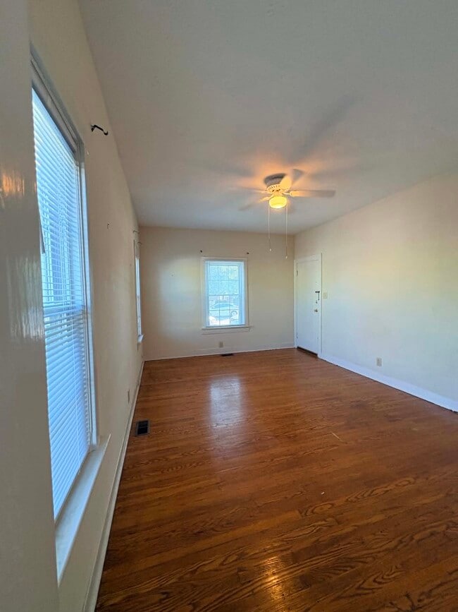 Photo - 310 Wendover Ave