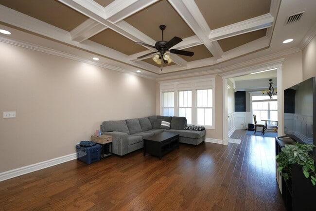 Photo - 3568 Farmers Way